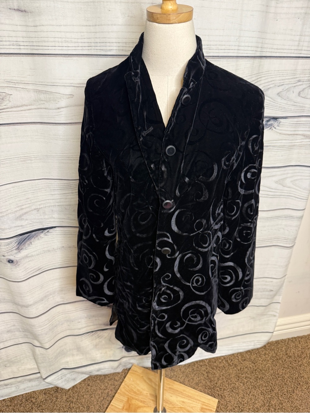 Pendleton Black Velvet Swirl-Texture Blazer